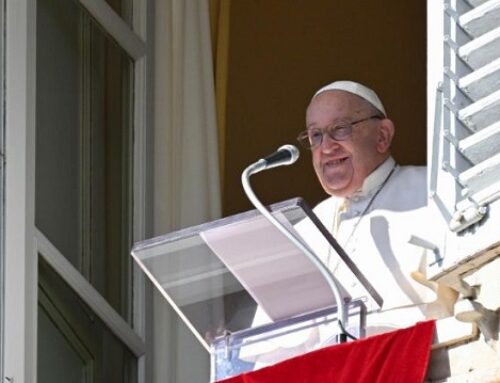 Papa Francesco: tra paure e difficoltà, l’Avvento occasione preziosa per alleggerire il cuore